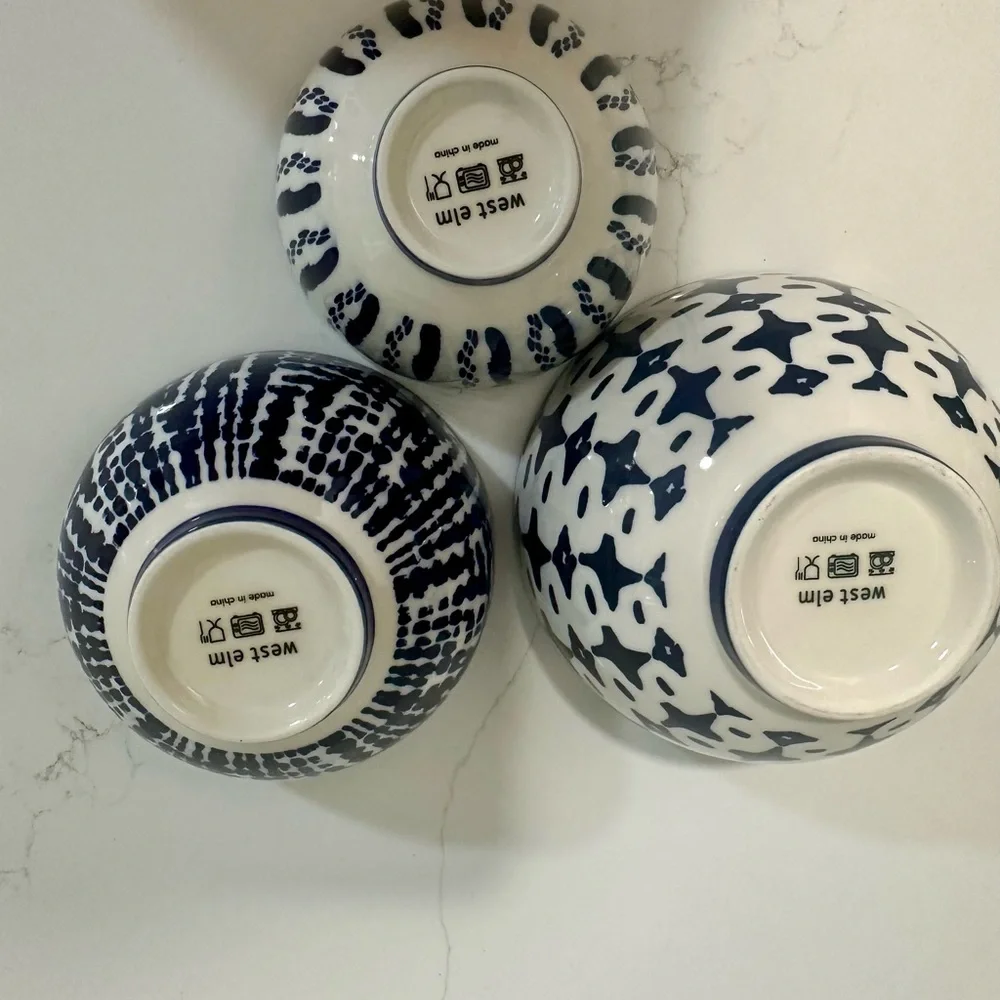 West Elm Set of 3 Indigo Blue Tie Dye Nesting Bow Cobalt Blue & WhiteBowl Dish